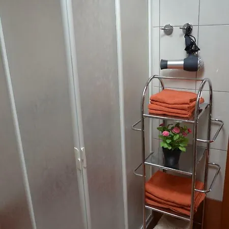Din Apartment